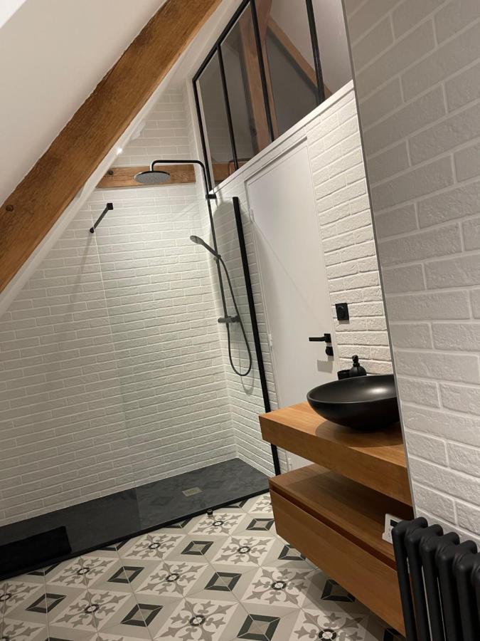 Appart Halo Et Duplex Les Filles Dinan Eksteriør bilde